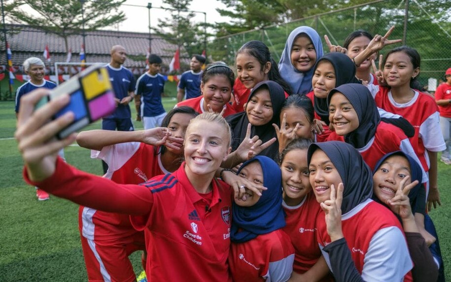 Arsenal and England&rsquo;s Leah Williamson launches ground-breaking coaching programme in Indonesia